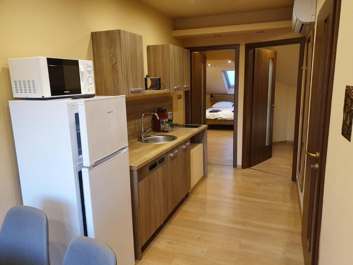 Happy Sun Medences Apartman Siófok Exteriér fotografie